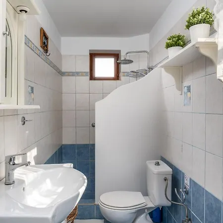 Ferienhaus Ftenagia Chalki Town