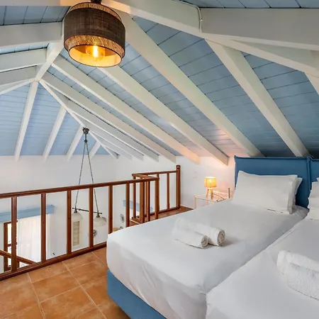 Ftenagia * Chalki Town